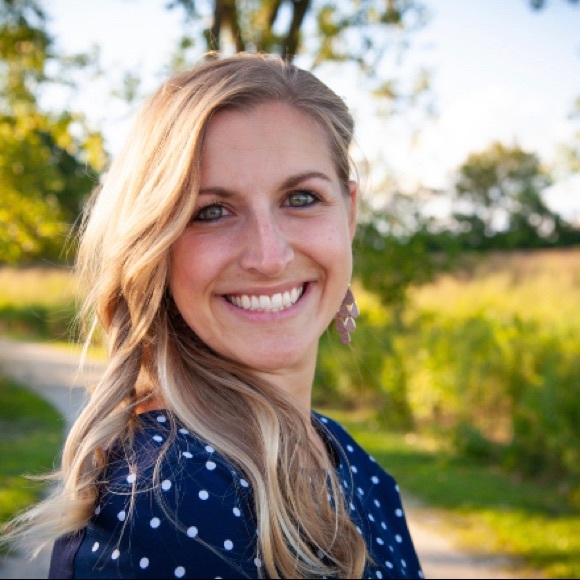 Meet You Posher, Hi I’m Krista! - Picture 3 of 7